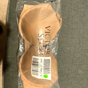 Victoria Secret bra.